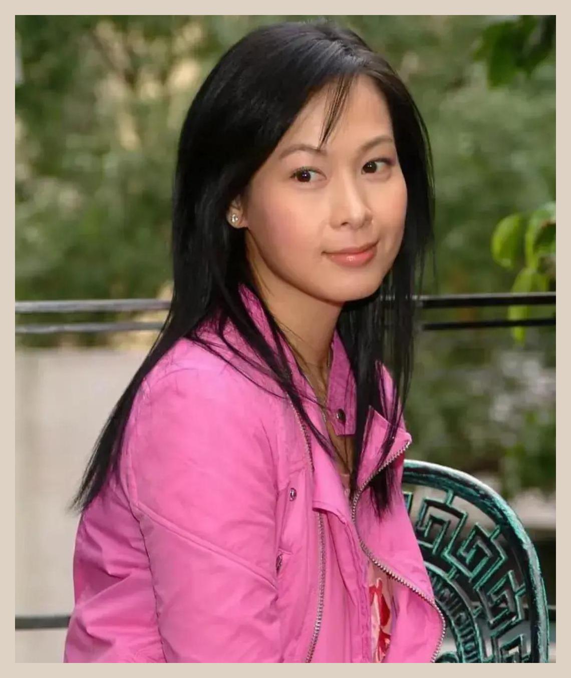 "奶茶"刘若英,演"结婚狂"方小萍,46岁高龄生子,至今很幸福