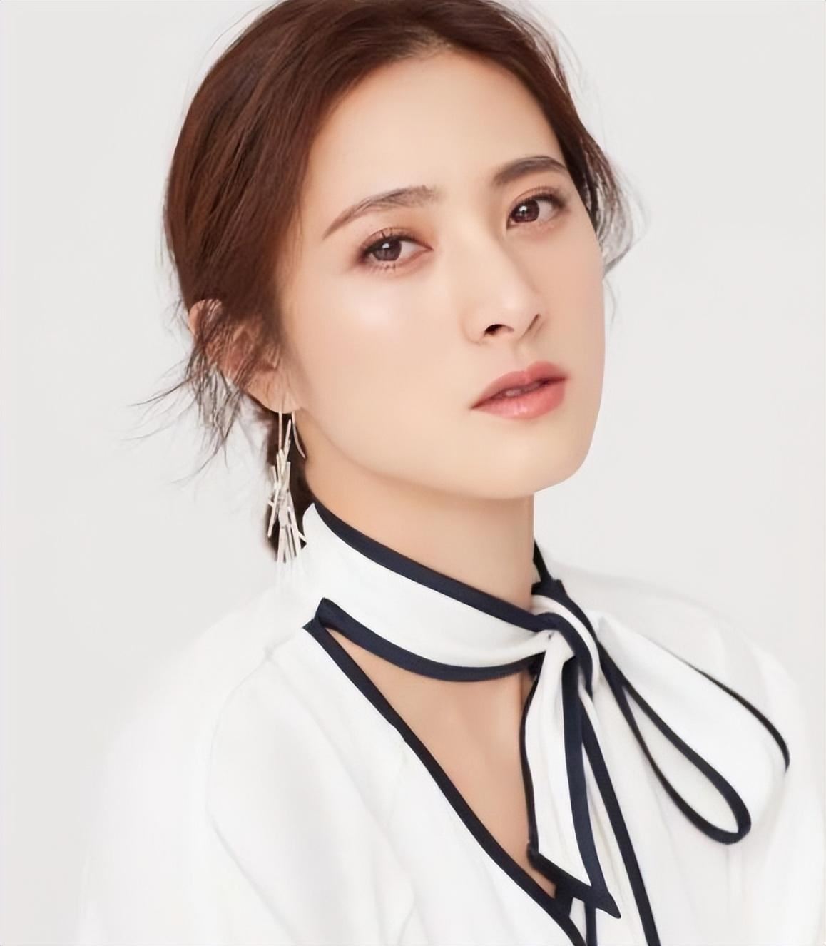 案件回顾:"宝女郎"隋俊波,错过靳东,被家人催婚嫁导演