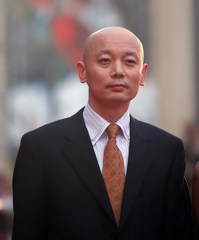 案件回顾:葛优丁克30年,51岁突然有了儿子,却不是亲生的