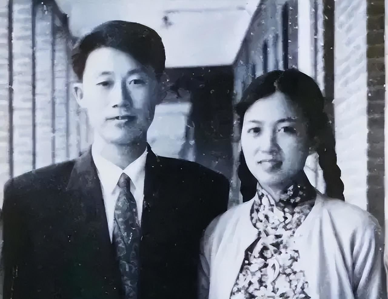 演员谢芳:嫁给初恋丈夫,生活幸福婚后生一子,现状咋样了?