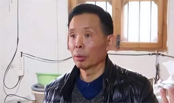 北大博士王永强:移民美国20年不回家,对病重母亲也不管,为啥?