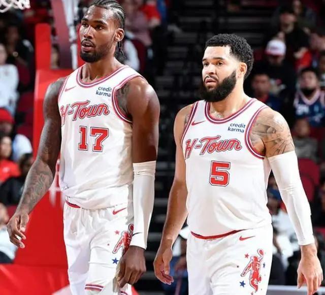 火箭队连续引援,薪资总额已超帽!去年草率送大合同,如今酿苦果