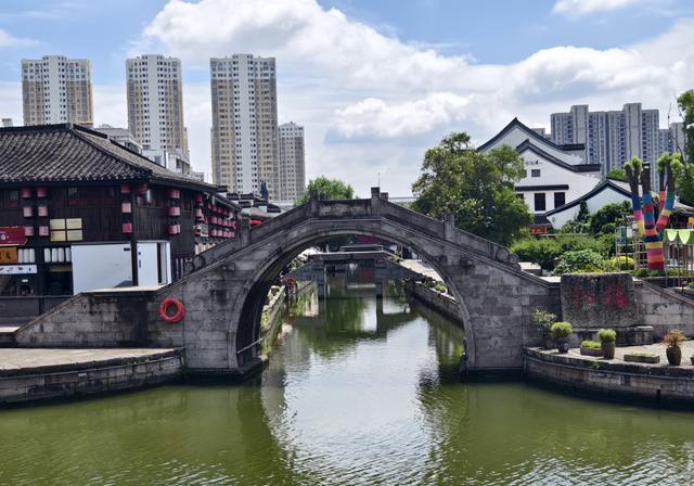 梅城附近的旅游景点图片