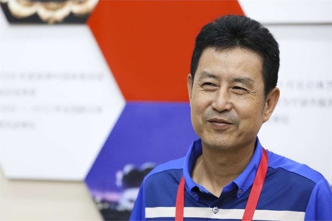 让郎平"远走美国",没想到87岁的魏纪中,终是走到了现在这一步