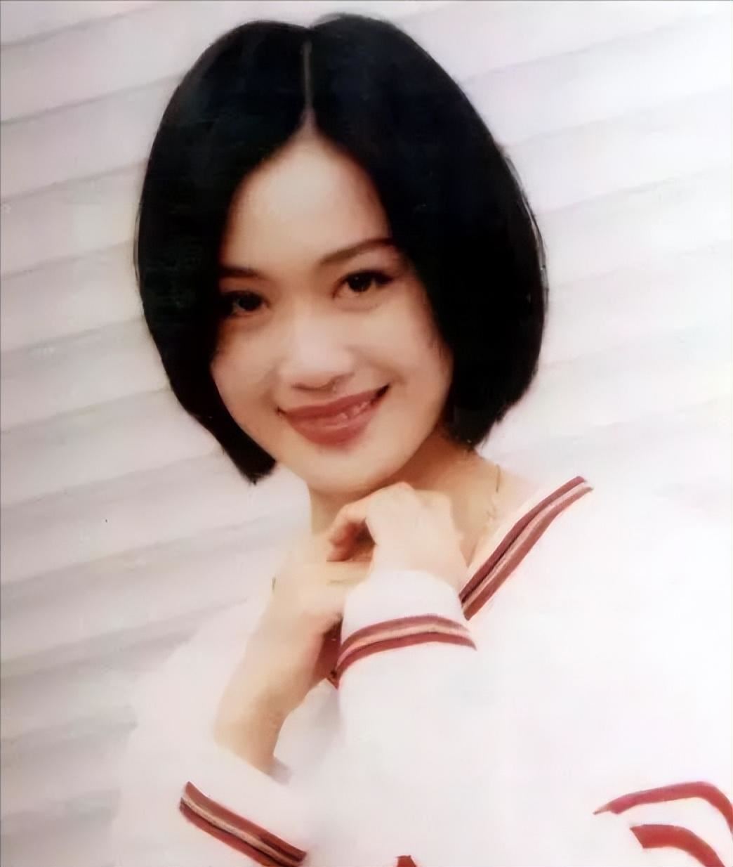 "祝英台"梁小冰:不爱慕虚荣不嫁豪门,与马文才结婚多年令人羡