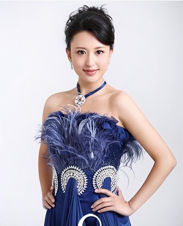 央视主持人张蕾:一个传了多年的流言,多次辟谣反而肆无忌惮