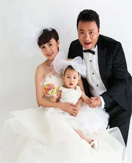 回顾主持沙桐离婚,妻子嘲讽13年婚姻无性生活,原配直言:别扯了