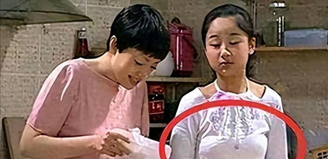 《家有儿女》那些穿帮的镜头,多年后细品,网友:都笑出泪花来了