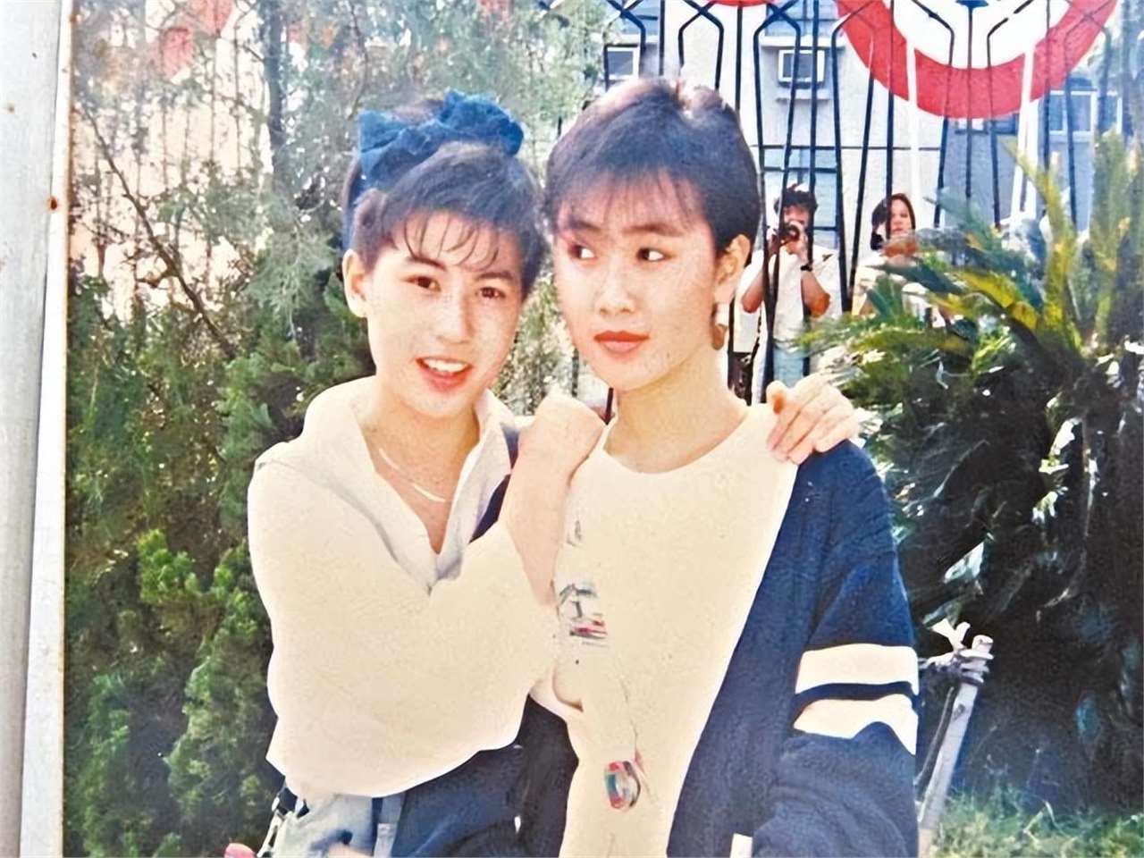 她系开心少女组成员,息影做执行董事不断自我增值,情路坎坷猝逝