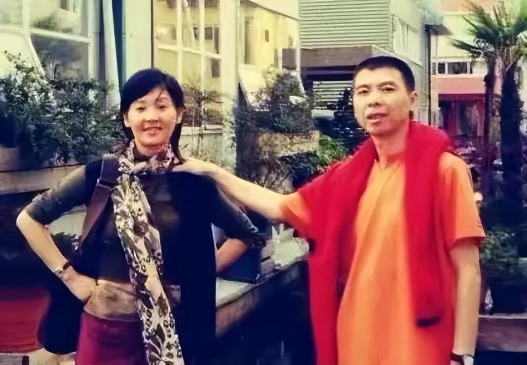 冯小刚前妻张娣:苦熬徐帆七年时间,离婚之后仍然照顾瘫痪的婆婆
