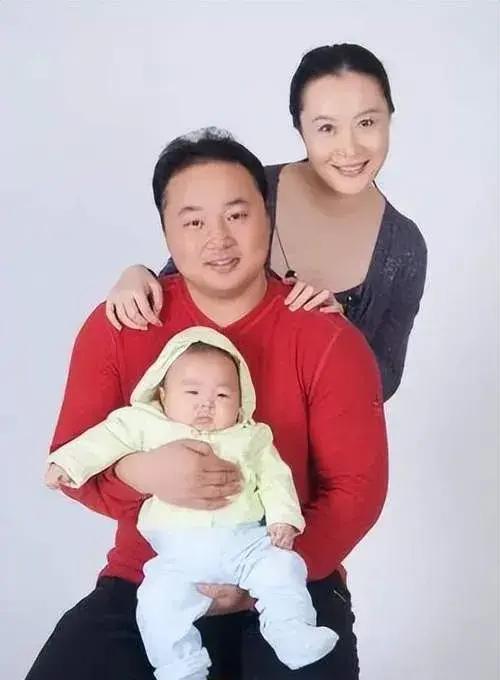 蔡赟新老婆图片