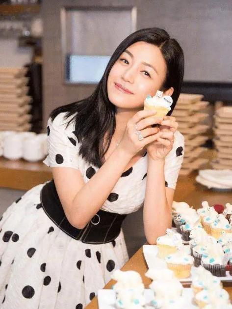 揭秘袁姗姗指出陈妍希被陈晓戏耍背后的深层原因