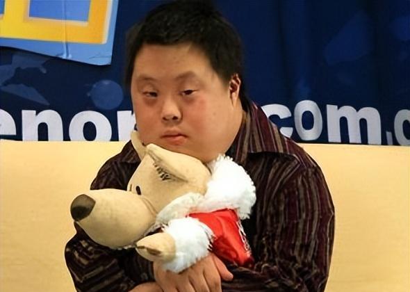 从痴呆儿童到天才指挥家:探索舟舟智商奇迹