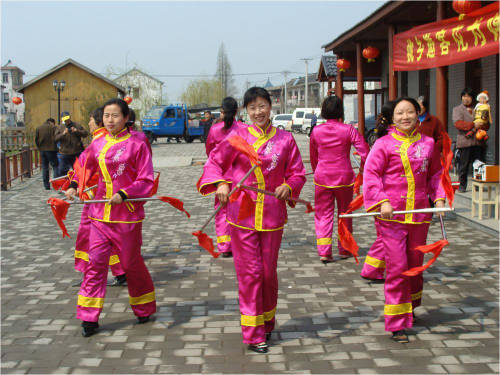 里下河风情:打莲湘舞蹈