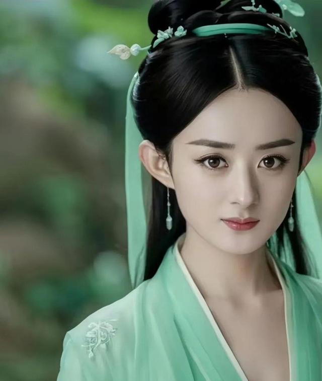 《青蛇》定妆照:赵丽颖版青蛇惊艳四座,杨幂版白蛇尽显霸气风范