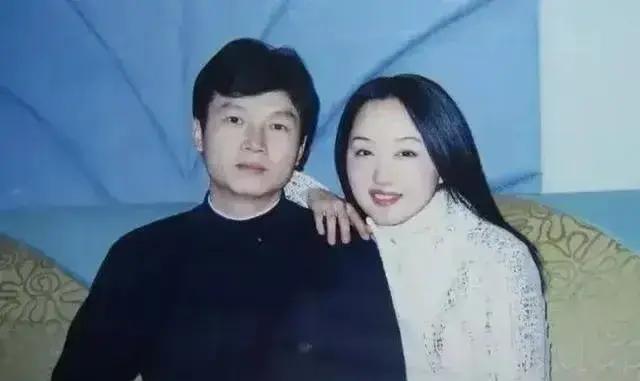 赖文峰杨钰莹结婚图片