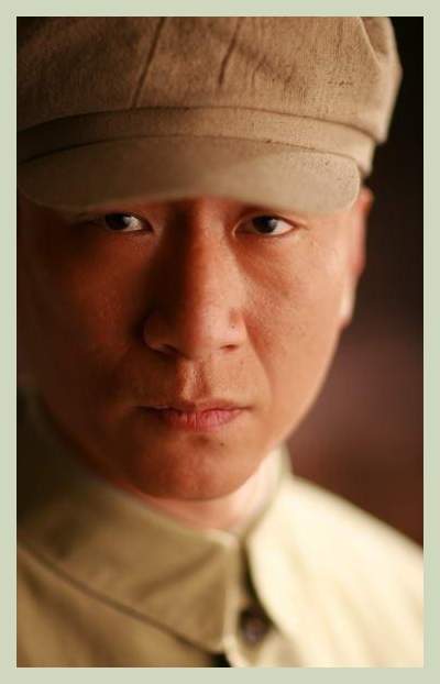 从沙场猛将到后勤翘楚:杨立青的转型奇遇一次文职军衔的必然选择