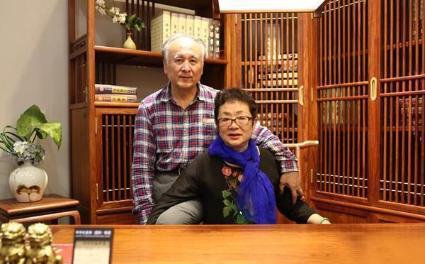 传奇歌唱家王洁实:感恩谢莉斯,与平凡女工妻子相爱一生