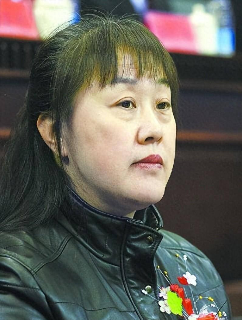 "怪球手"张蓉芳:五连冠王的缔造者,疑似打压郎平而受到影响
