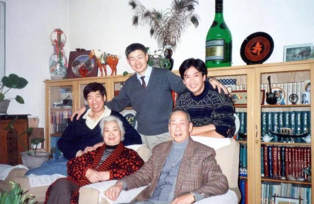 《春节序曲》李焕之:与结发妻子相爱一生,晚年维权获赔10万元