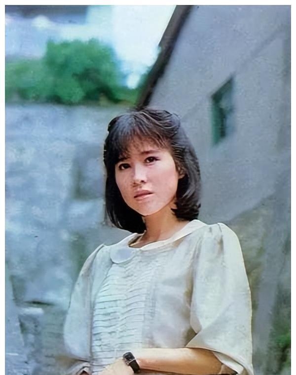 林慧萍的低调感情与她一生中的四个男人,和张菲简直太可惜了