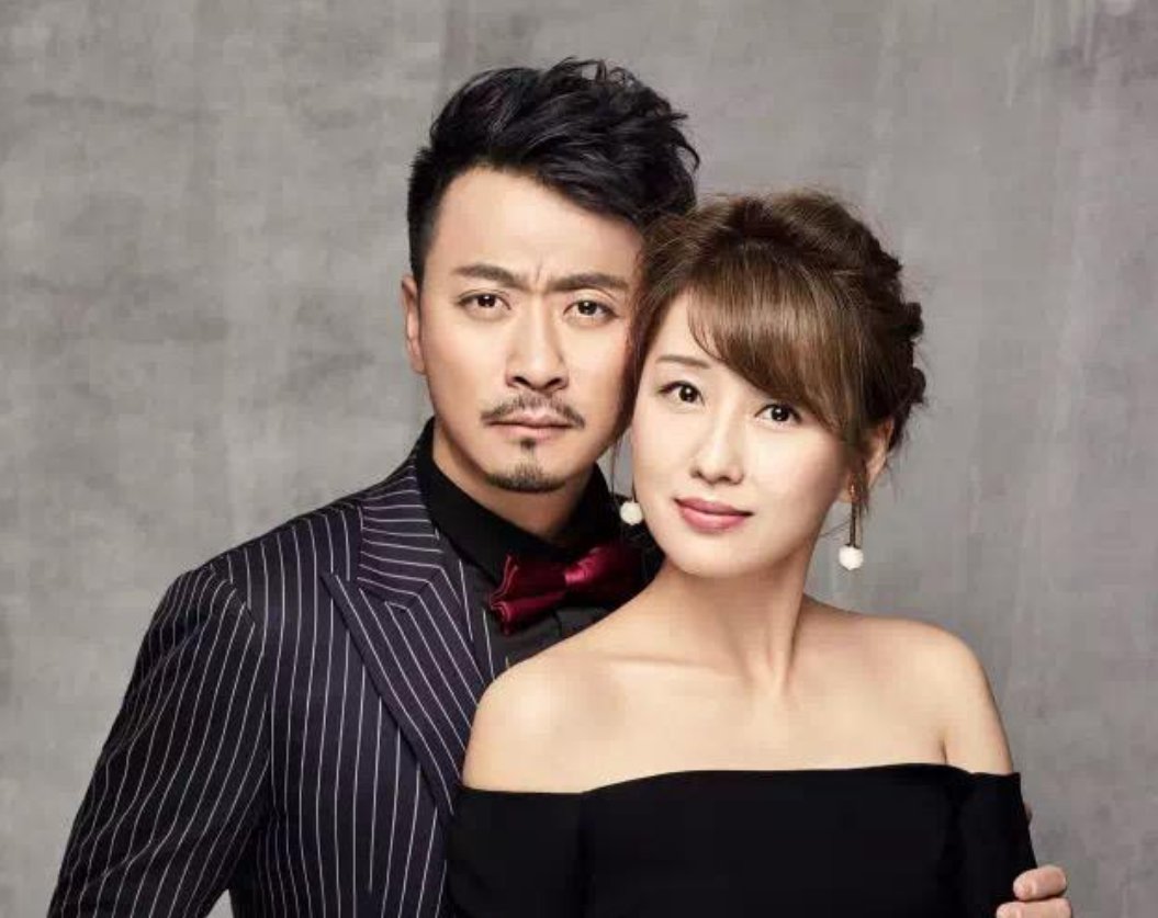 黄俊鹏:根正苗红,曾经努力考理工科,却意外成全了妈妈的演员梦
