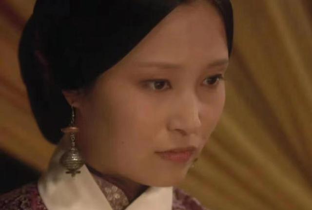 宜修丧子后:探索未能怀孕的原因,剪秋在《飞月髻》中的深意是什