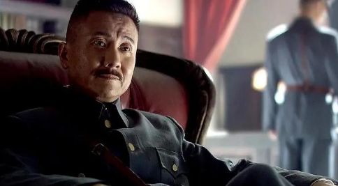 再看《人间正道是沧桑》才懂立华为何放弃心仪的瞿恩,选择董建昌