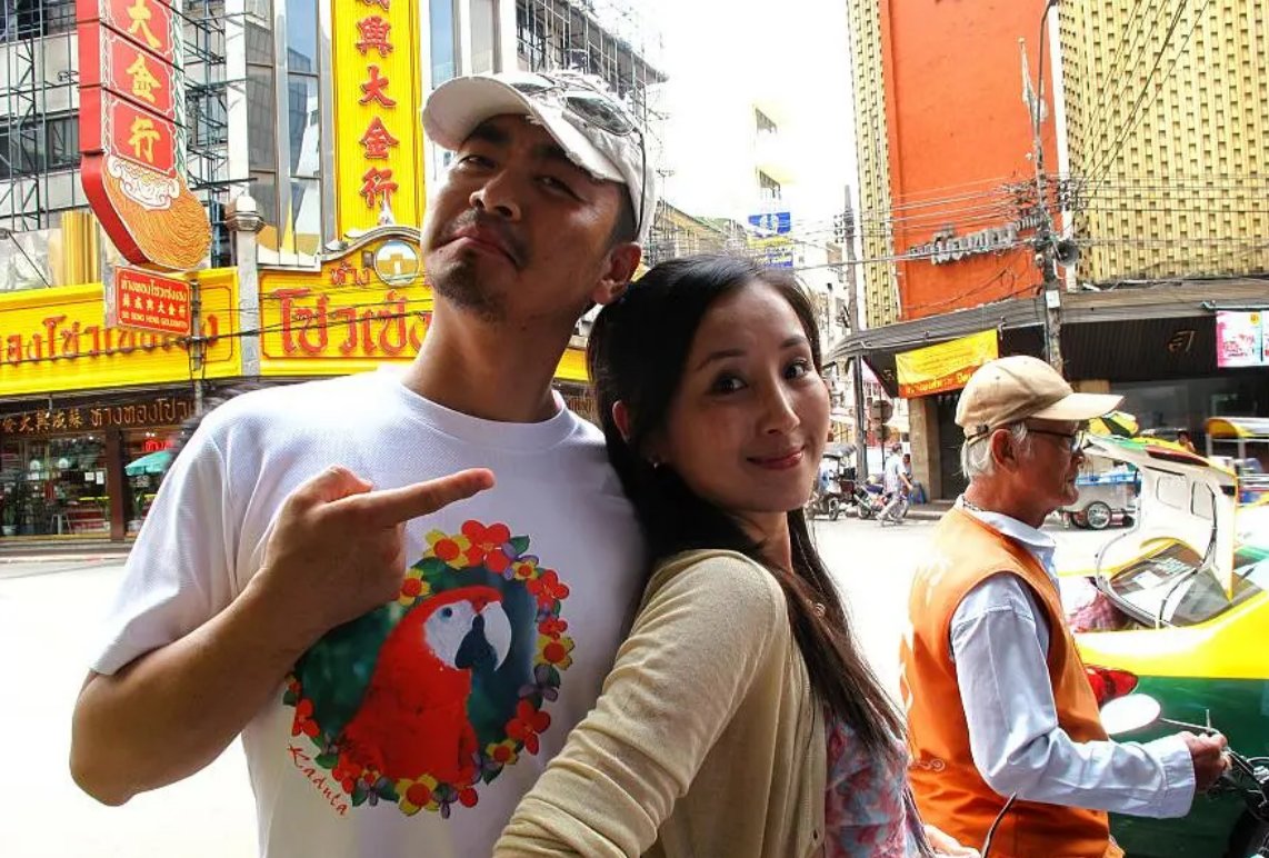 黄俊鹏:根正苗红,曾经努力考理工科,却意外成全了妈妈的演员梦