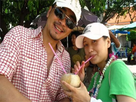 黄俊鹏:根正苗红,曾立志考理工科!却意外成全了妈妈的演员梦