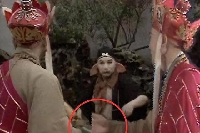 86版《西游记》30个穿帮镜头:以前看过那么多次,居然没发现