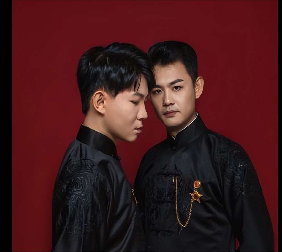 相声新势力阵前倒戈,卢鑫玉浩究竟是忘恩负义还是委屈求全?