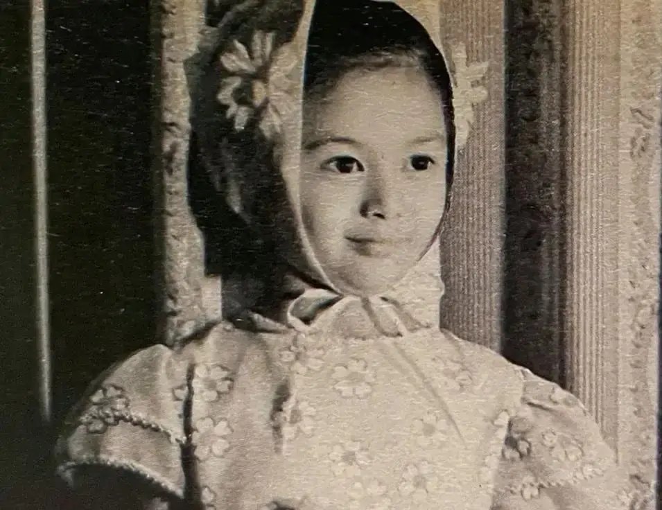 关之琳巅峰泳装风采,重新定义何为令人心动的女人味!