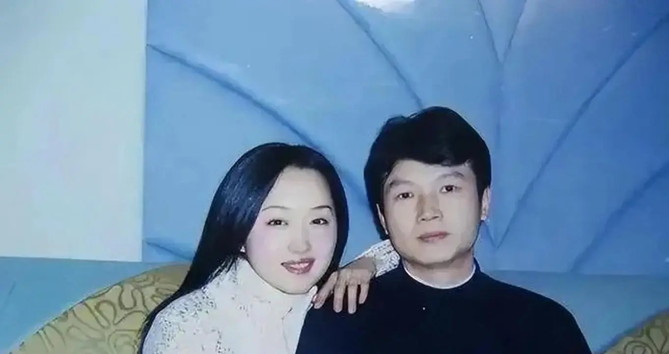 赖文峰杨钰莹结婚图片