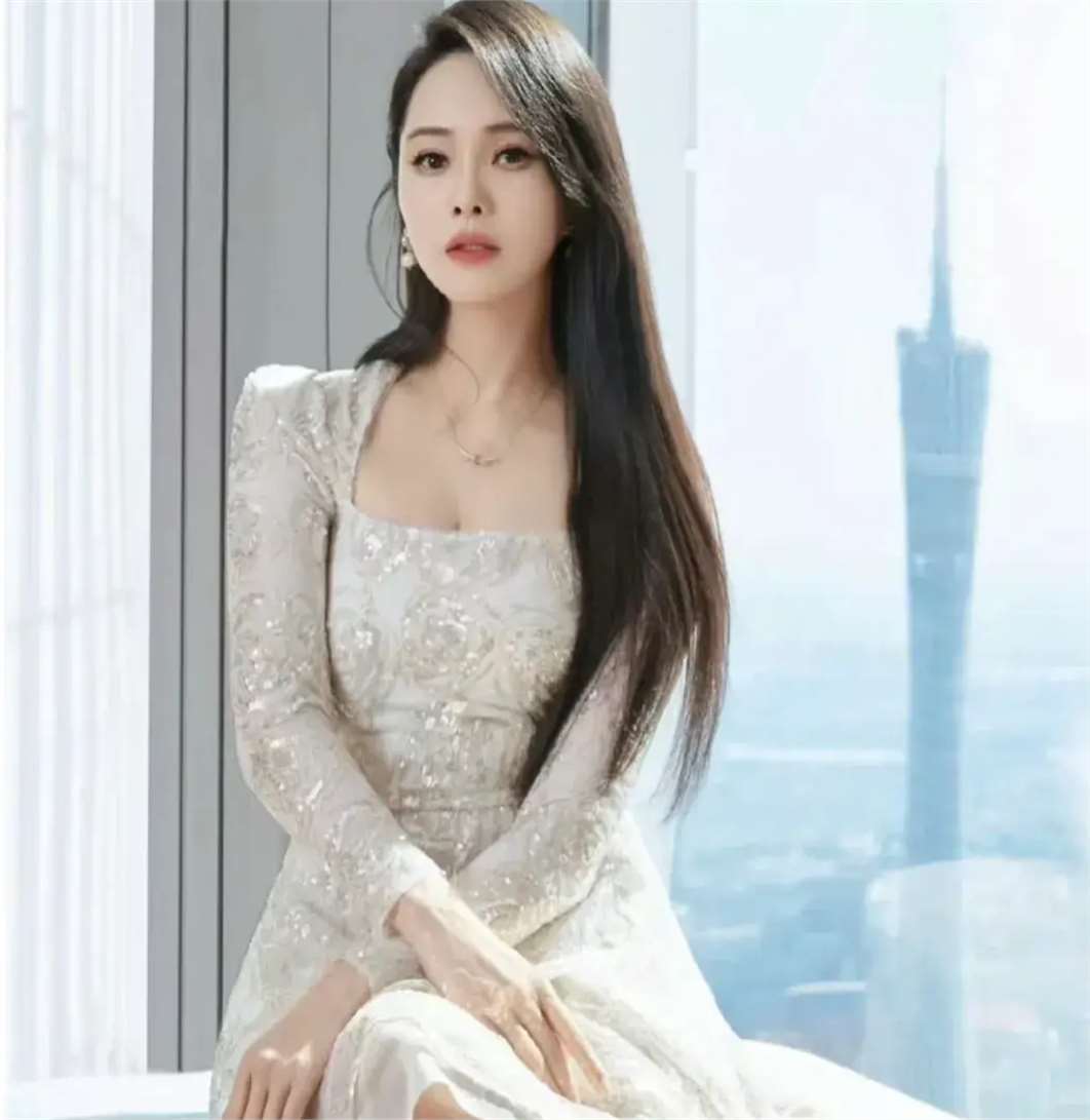 文凭代表不了水平,学历代表不了实力,娱乐圈低学历的5位才女!