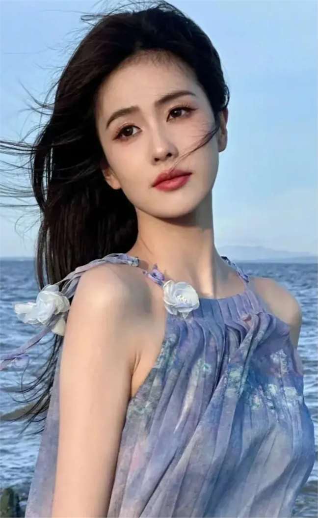 文凭代表不了水平,学历代表不了实力,娱乐圈低学历的5位才女!