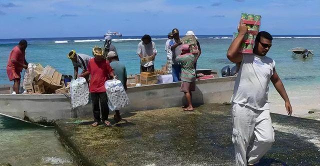 托克劳群岛:世界上最小的群岛,但当地人的生活每天都像"度假"