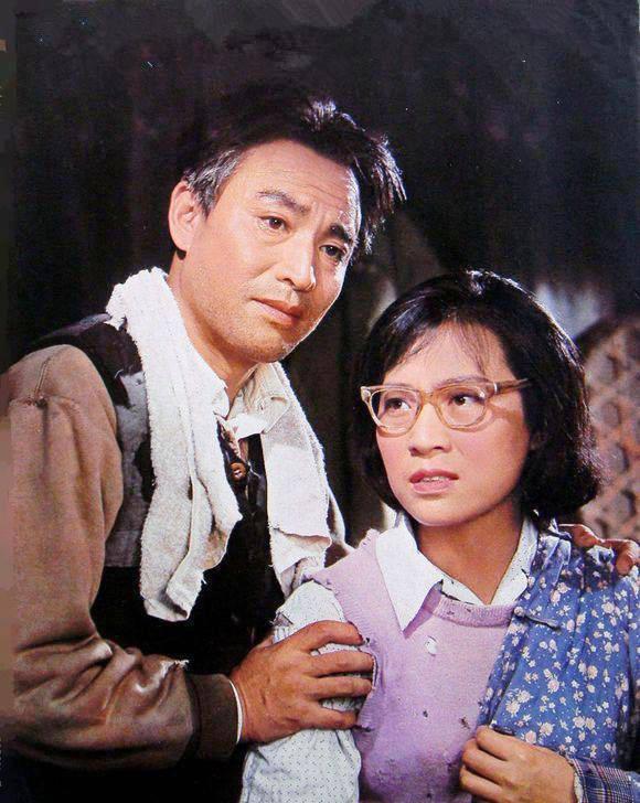 石维坚离世:9岁丧母,父亲和继母因他跳楼自杀,妻子是京剧名家