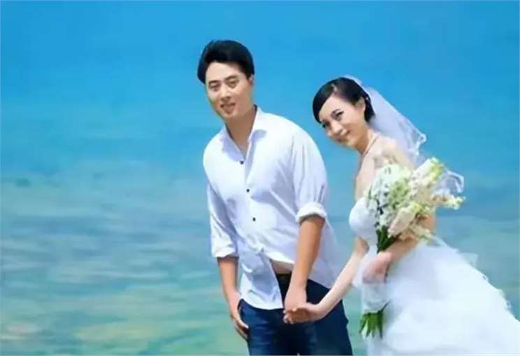 杨丹:主持天气预报28年,嫁给了同学,40岁生子,事业爱情都不错