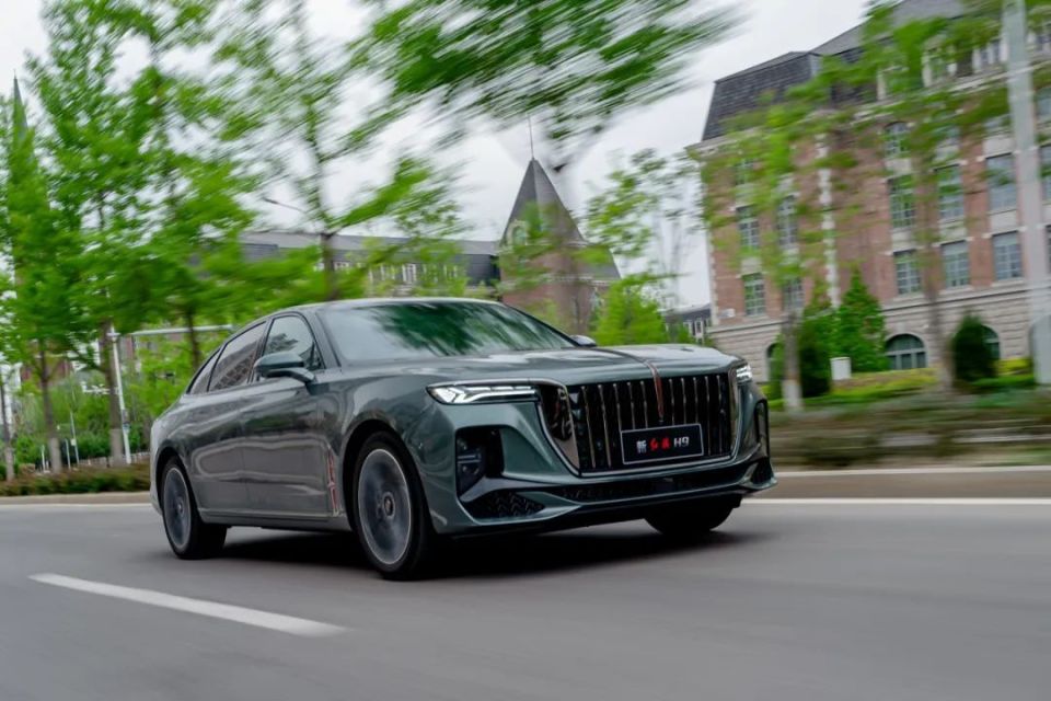 中式豪华的魅力之旅,试驾新红旗h9