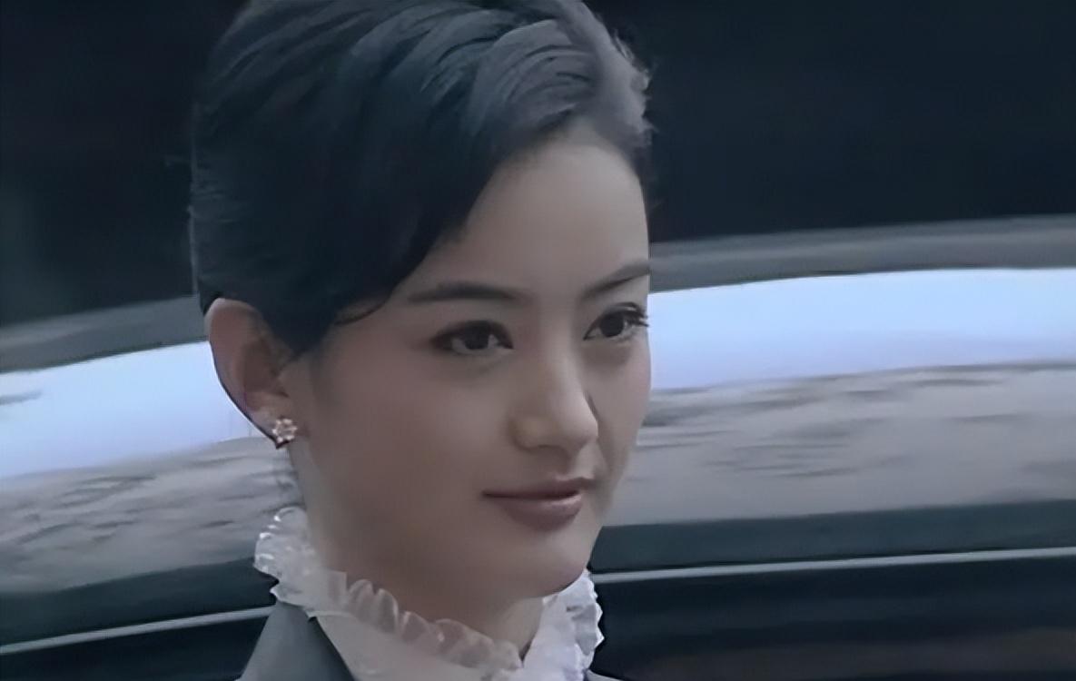 三刷《潜伏》:才懂穆晚秋为何能斗过左蓝和翠萍,成为最大赢家