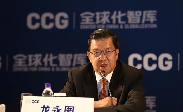 1997年龙永图与美谈判,美方:中国肉只能做狗食,龙永图如何回应