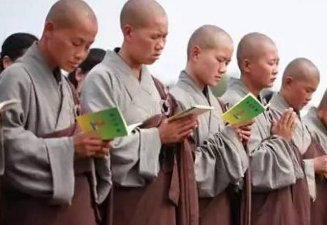 东北纯正"尼姑庙":僧众每天睡四小时吃一顿饭,不收门票不碰钱