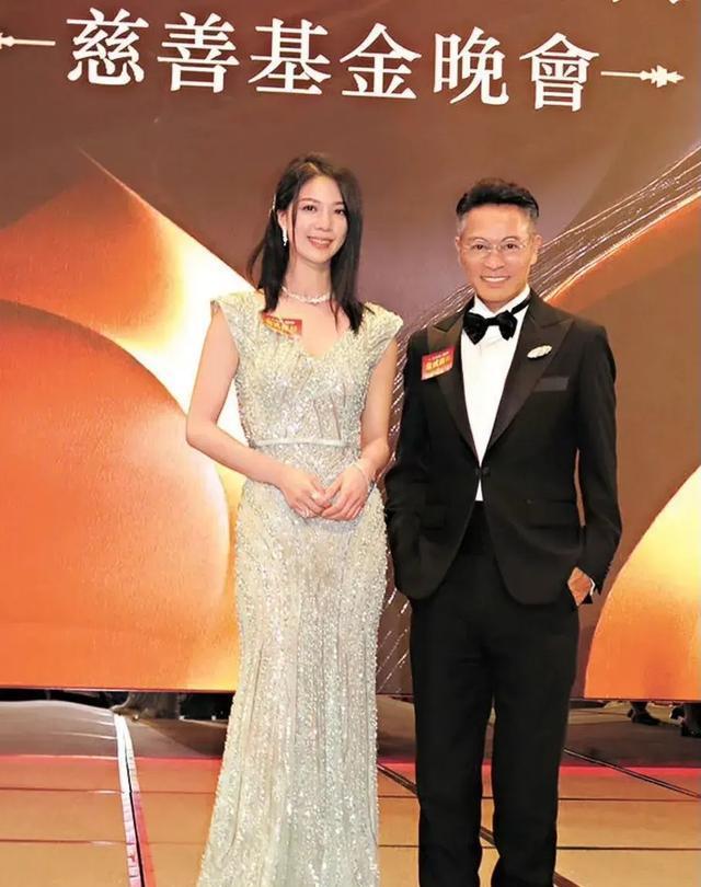 郭晋安主演tvb新剧,挑战父女情,小花心动视后,公开追星记