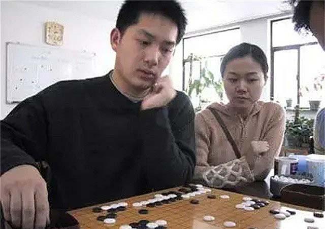 棋手张璇和长海图片