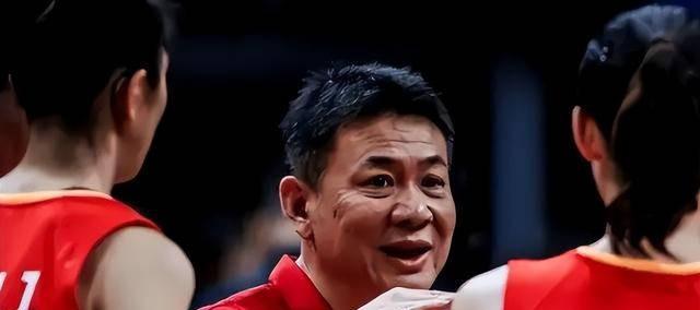 郎平执教新岗位!惊喜表情可掬,将赴巴黎观赛