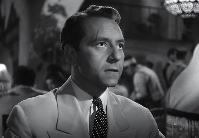 爱情与抗争的交织,《卡萨布兰卡》一部经典电影的文化分析