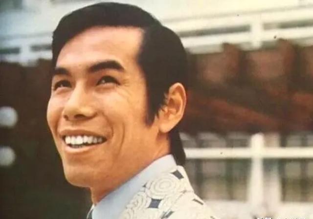 陈鸿烈:被郑佩佩甩,和潘迎紫互撕,晚年猝死小19岁娇妻又撕tvb