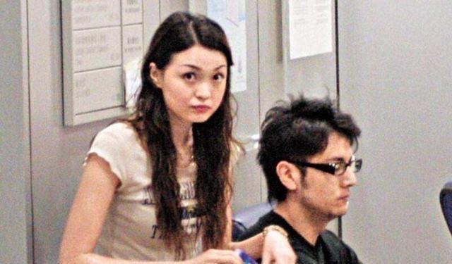 她美貌不输明星,甘做大24岁林建岳女友,没生孩子不结婚也是赢家