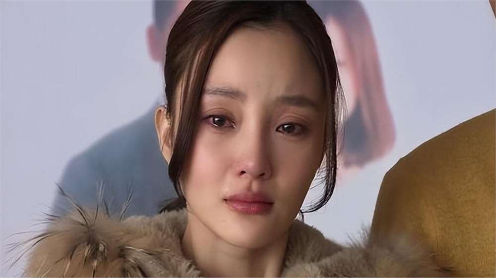 李小璐过往情史:15岁拿下李晨,与韩庚街头亲吻,婚后红杏出墙